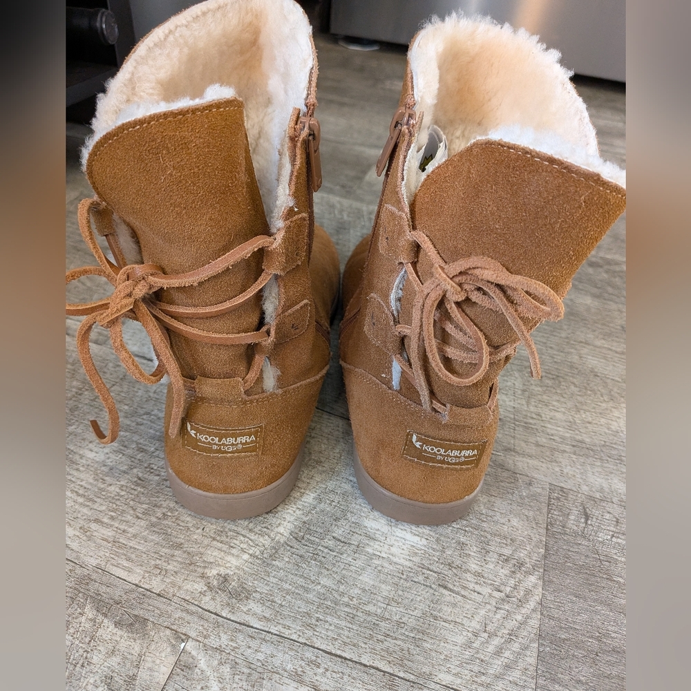 Womens Koolaburra By UGG Short Tan Fleece Boots Sz. 8 - Picture 2 of 16